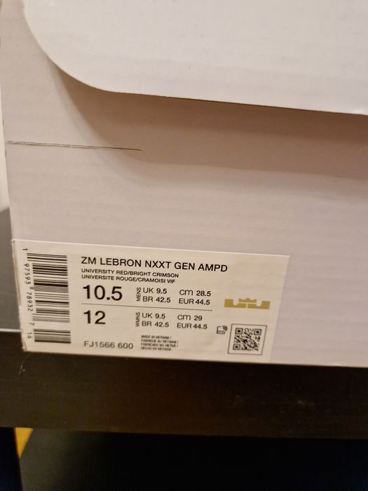 Adidasi Nike LeBron NXXTGEN