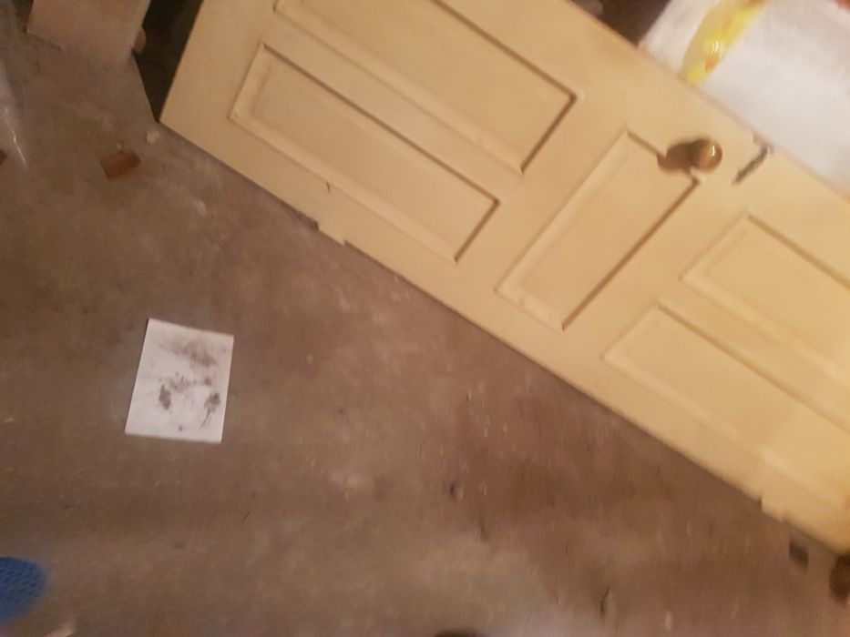 Дверь  деревянная