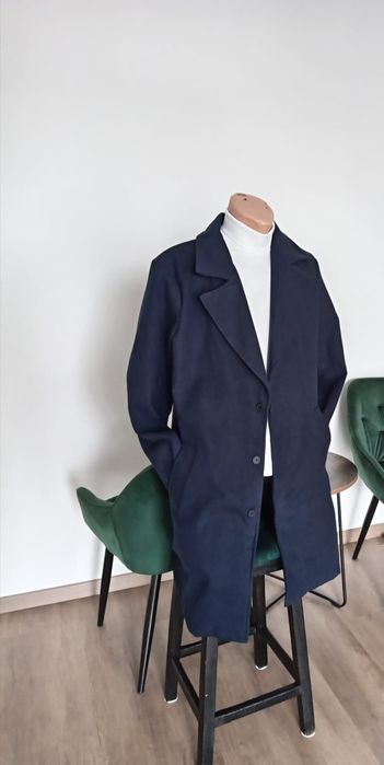 Vând palton pt bărbați