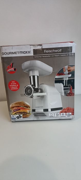 Електрическа месомелачка GOURMETmaxx БЯЛА