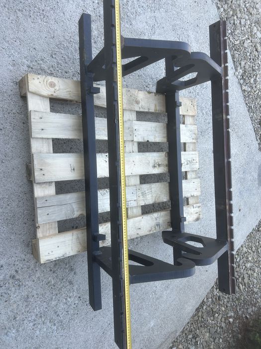 Suporti lame paleti vola Caterpillar volvo jcb Liebher