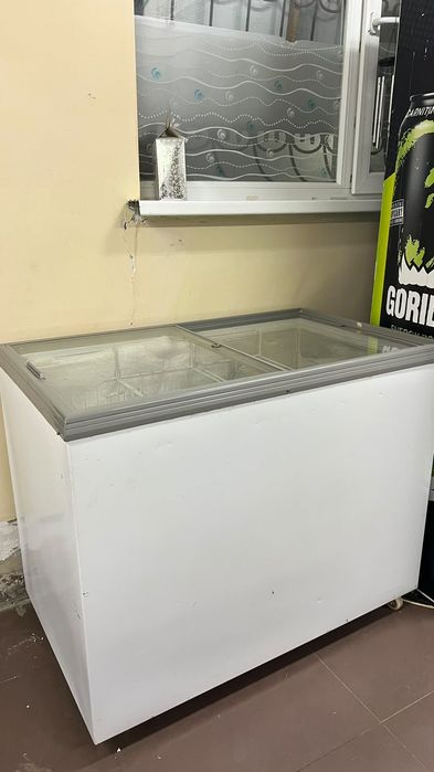 Продам полки для магазина