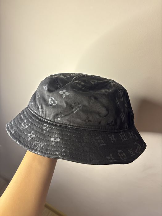 Черна шапка идиотка в стил Louis Vuitton / Bucket hat (LV монограм)