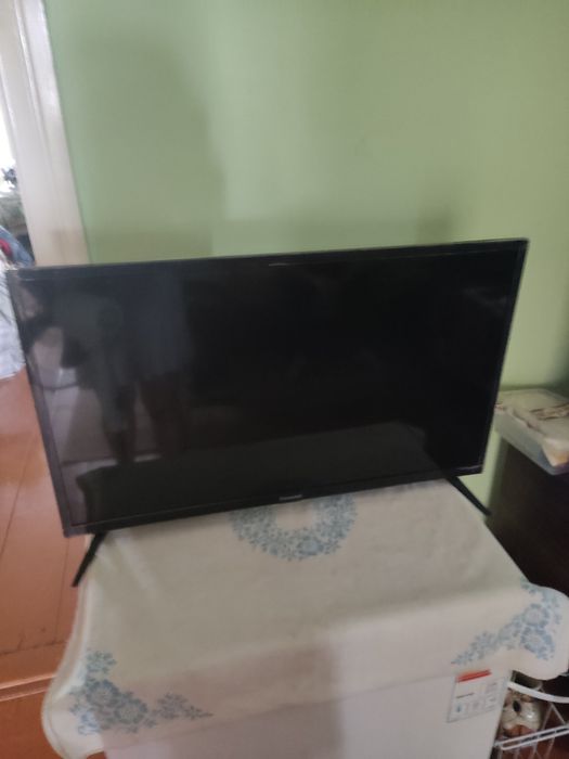 Телевизор   Panasonic диагональ 82 см