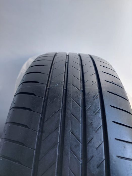 Шины Bridgestone 235/55/19