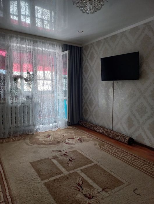 Продам ковры 3 штуки