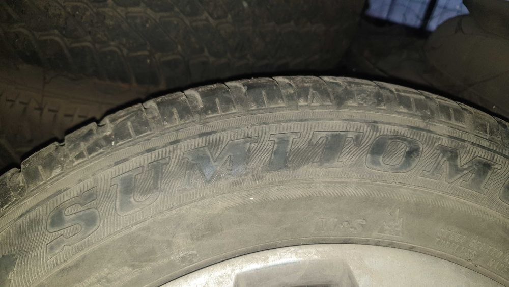 4бр. зимни гуми Sumitomo 185/65 R15