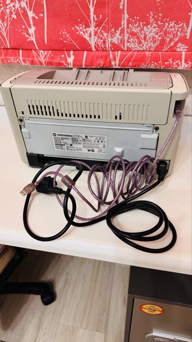 Продам принтер HP LaserJet P1102