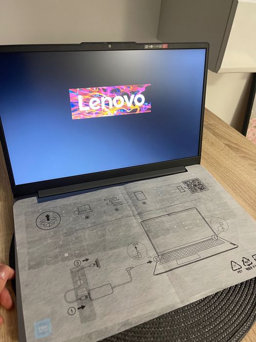 Vanzare Laptop LENOVO