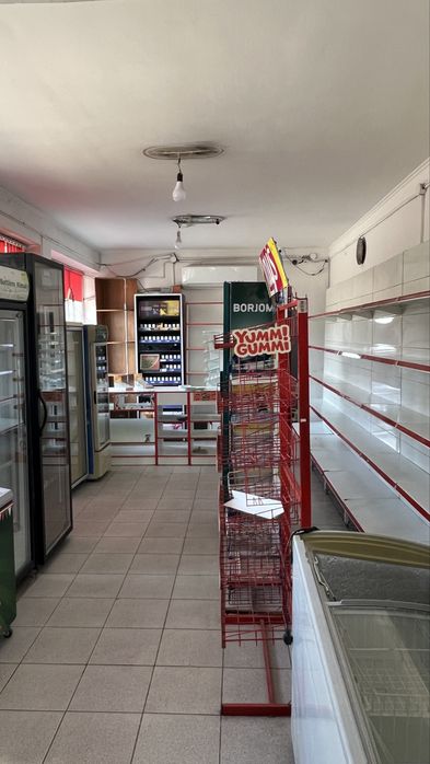 Стеллаж пристенный