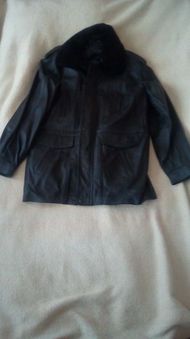 Кожена шуба размер 2XL