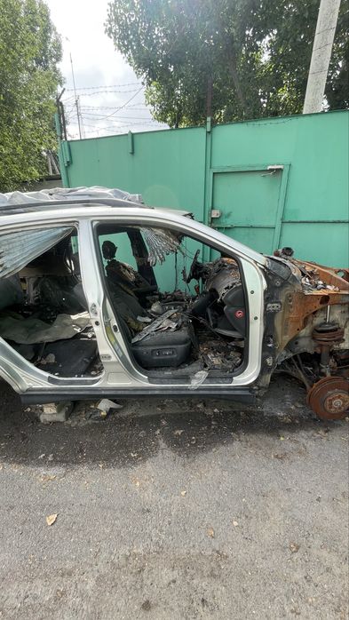Авто на разбор lexus rx330