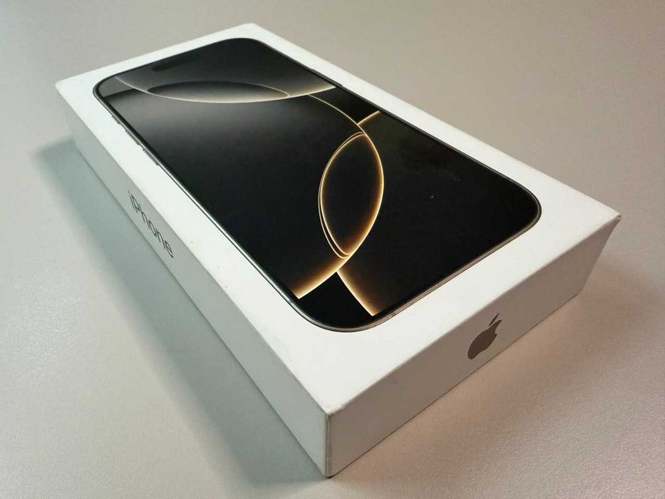  Apple / iPhone 16 Pro 128 Gb / Natural Titanium