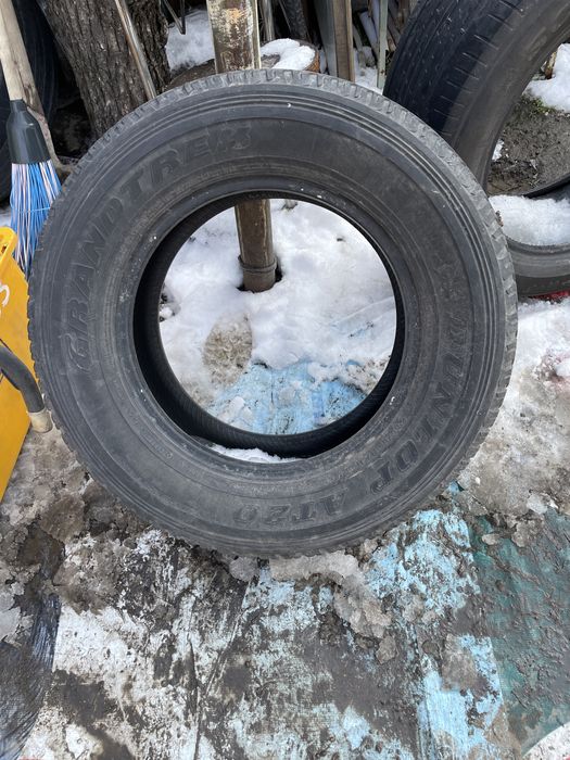 Продам шины комплект