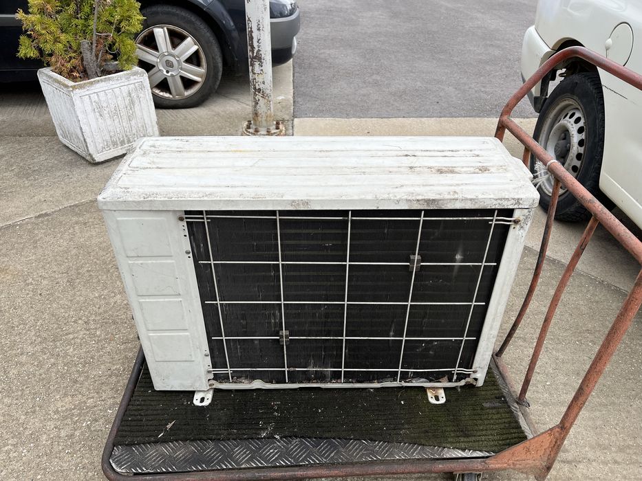 Климатик два броя външно тяло