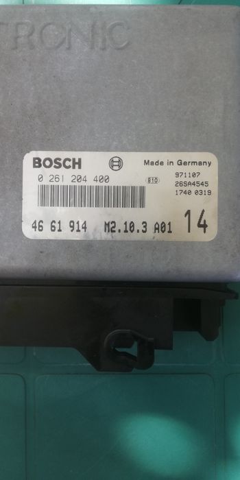 Части за Сааб 900 2.0 131к.с