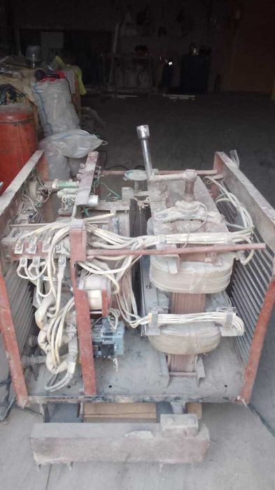 сварочний аппарат.