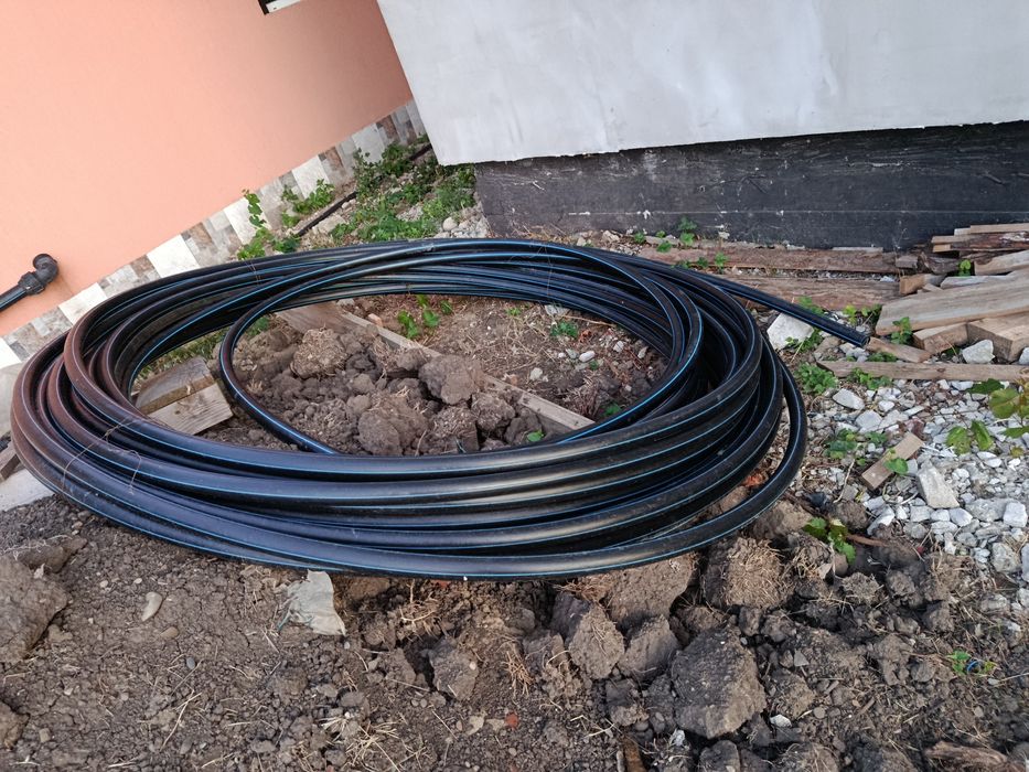 Vând teavă pe100  pn10  d 40mm