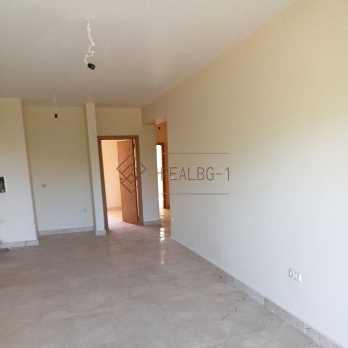 Продава се Тристаен апартамент в с. Кранево, Област Добрич - 74 кв.м за 414 €/кв.м - Снимка #1