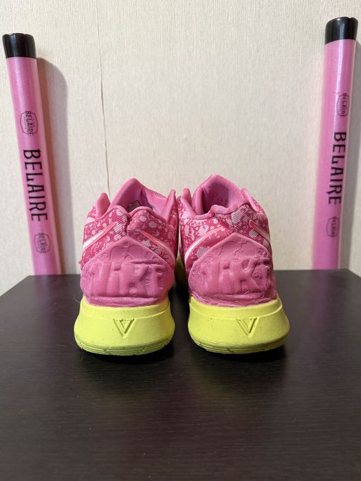 Nike Kyrie 5 x SpongeBob Patrick star