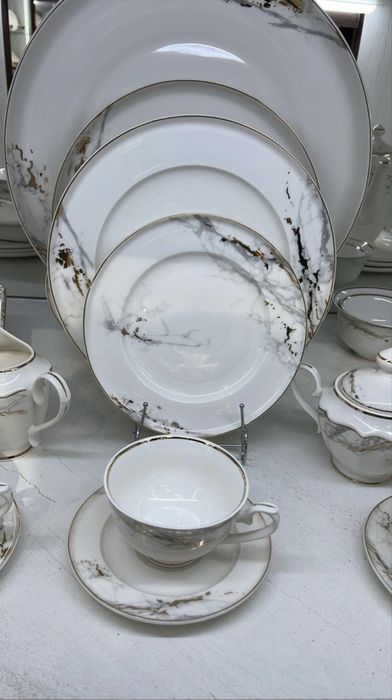 Сервиз на 12 персон