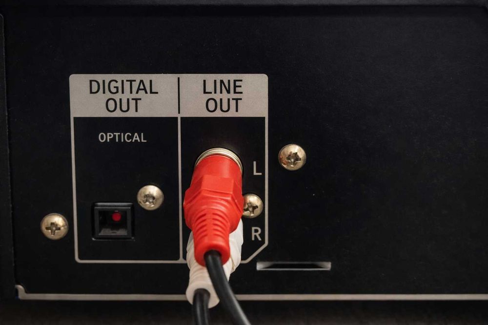 Sony CDP-XE220 CD Player – Optical Out, High Density DAC