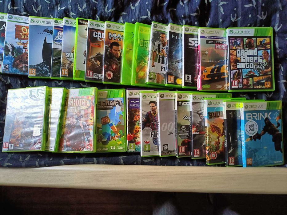 XBox 360+ 27 jocuri+ 2 controler+ kinect