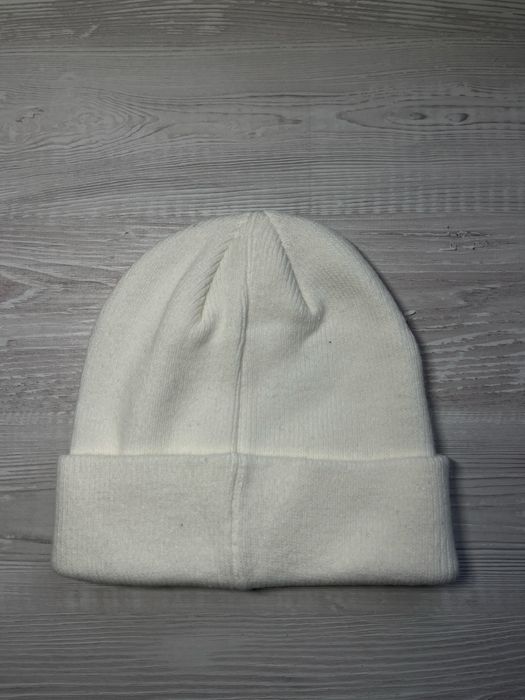 Caciula Alba Calvin Klein