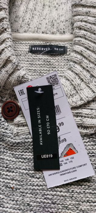 Pulover marca Reserved, nou cu eticheta, 158 cm