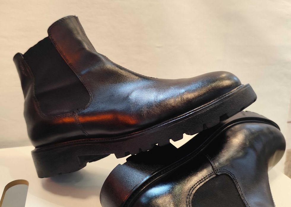 Ghete chelsea 41 plain toe Vagabond piele naturala moale negru