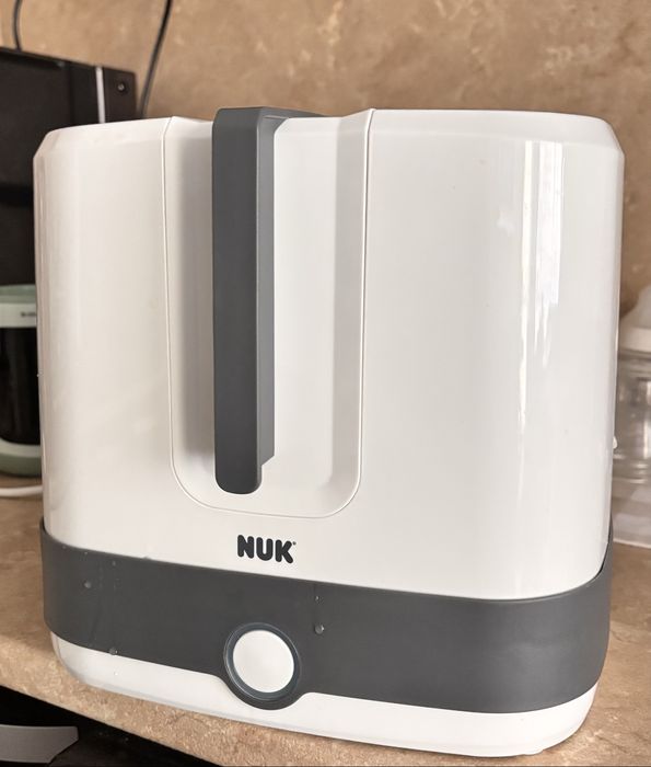 NUK Стерилизатор за бебешки шишета