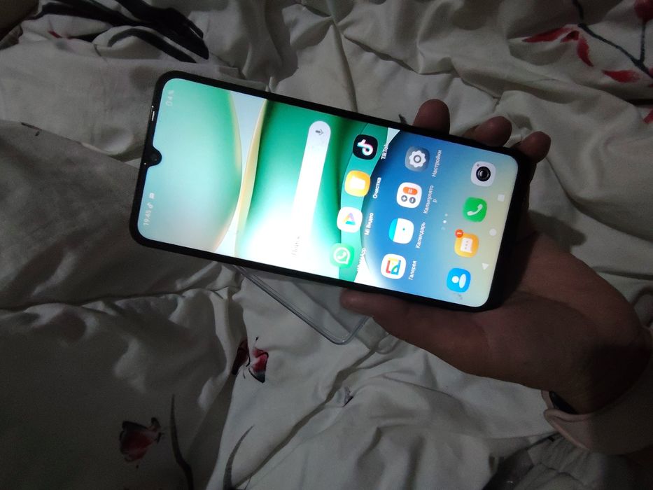 продаётся телефон