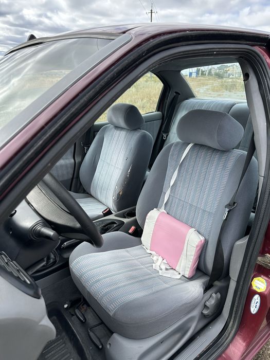 Ford Mondeo 1995, 1.8