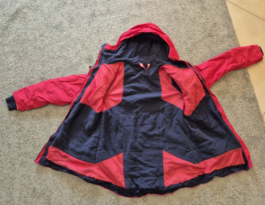 Geacă damă roz impermeabilă – cu glugă, stil outdoor