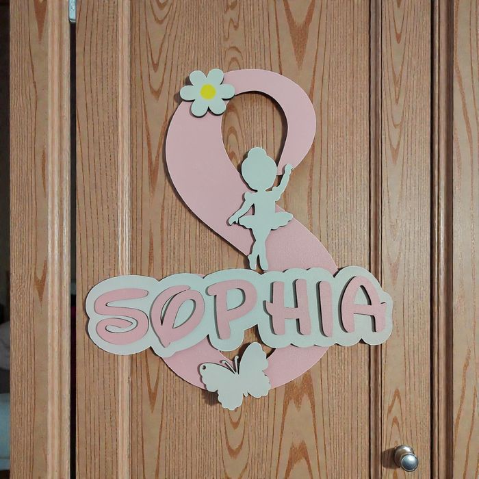 Decoratiuni personalizate lemn camera copilului nume si rama foto