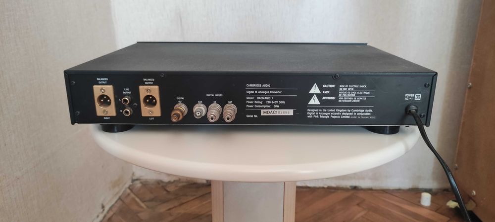 HI-FI система NAD C320 bee и Cambridge Audio DACMAGIC,  Cd Player CD 5