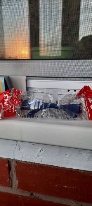 Продам очки защитные, производственные