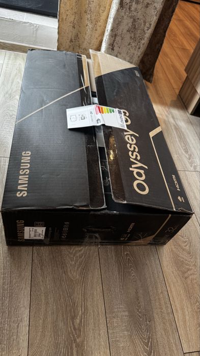 Monitor Samsung odyssey G5 32 inch- Curbat