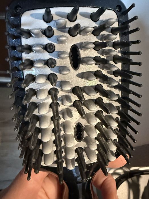 Четка за изправяне на коса на Babyliss