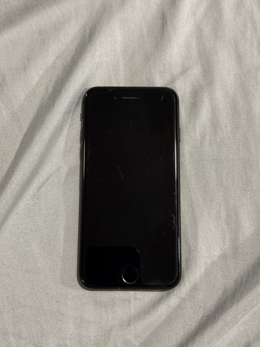 iPhone SE 2020 64 GB
