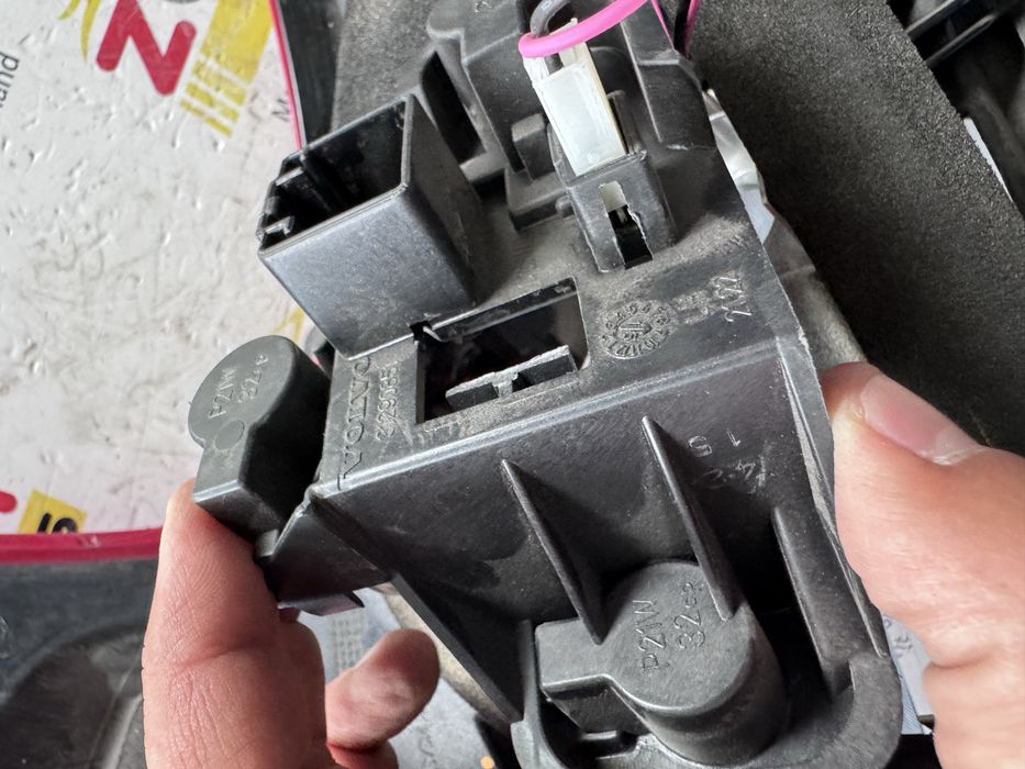 Lampa stop spate stanga Volvo V40 2013-2019