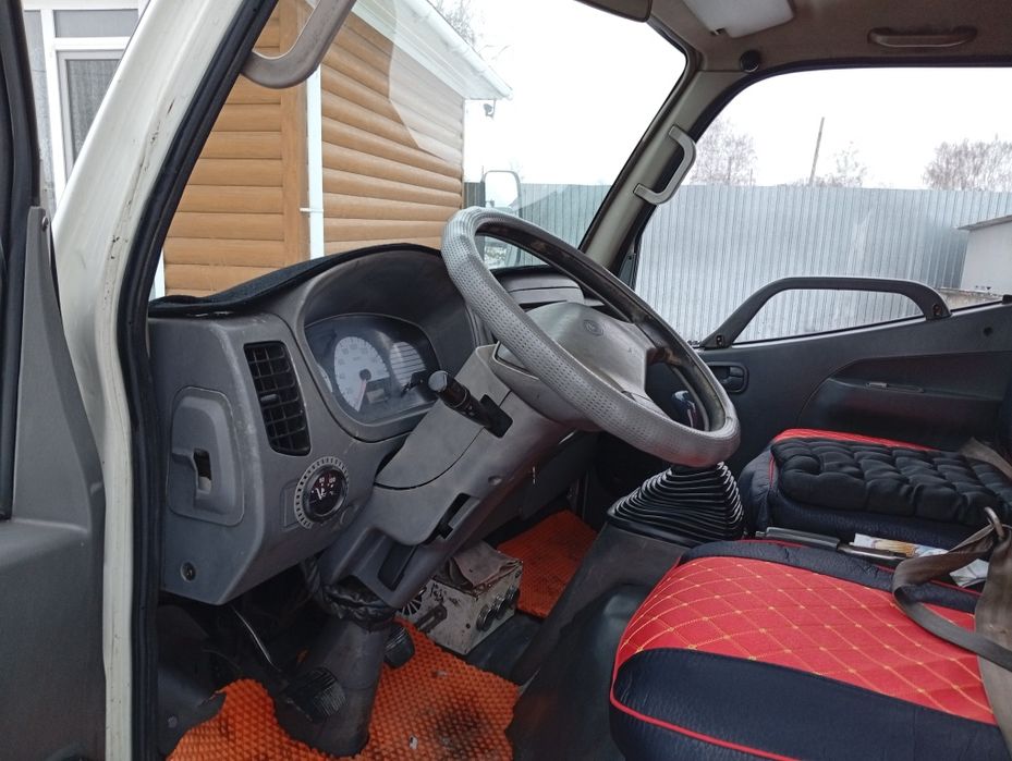 Продам грузовик 2012год.