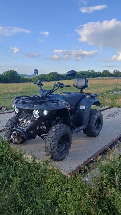 Vând ATV Linhai 210