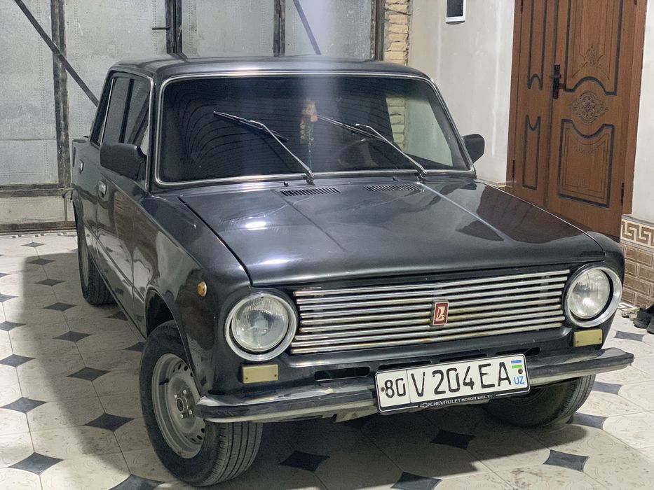 ВАЗ 011 сотилади