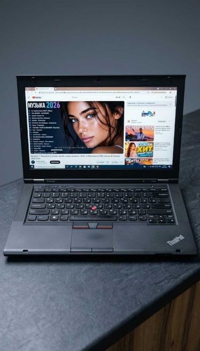 Lenovo, в хорошем состоянии.