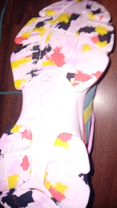 Adidași  mărimea 42 jumătate