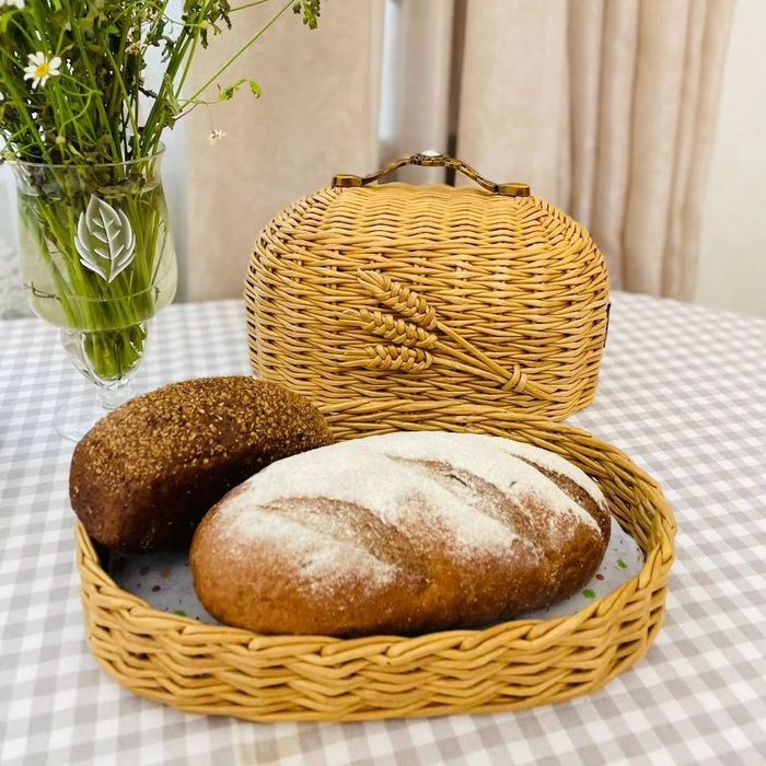 Плетёная хлебница