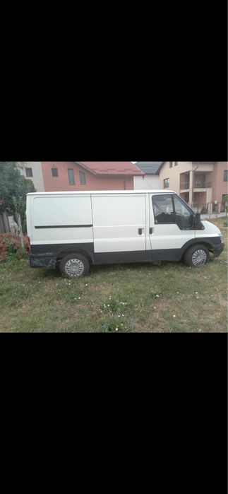 Vand Ford Transit. Pret 1650 € negociabil