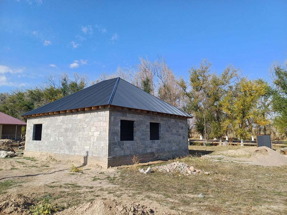 Битпеген Уй сатылады, не достроенный  продам дом