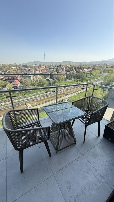 Стол со стульями для терассы